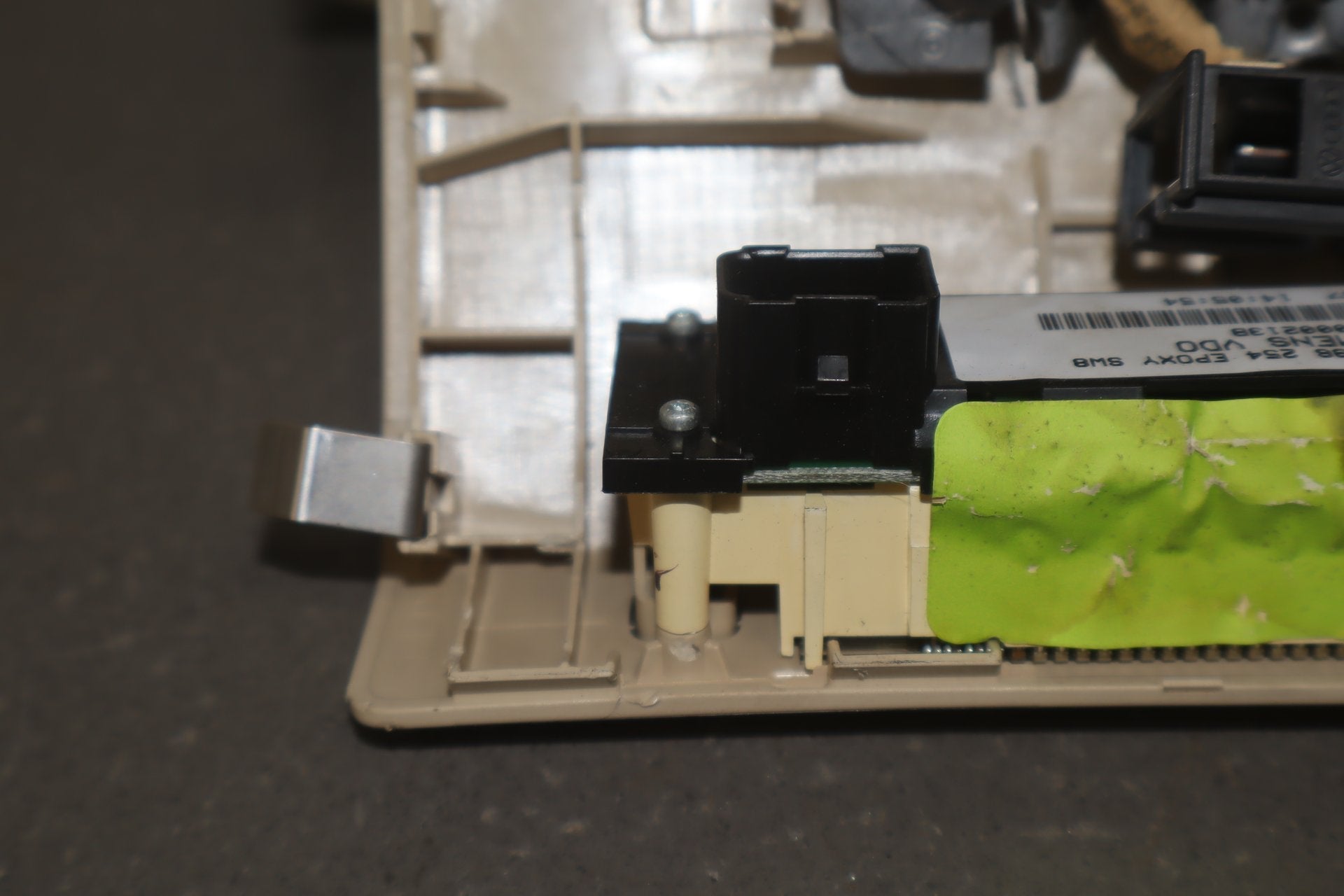 2003-2010 Volkswagen Beetle SE Rear View Mirror
