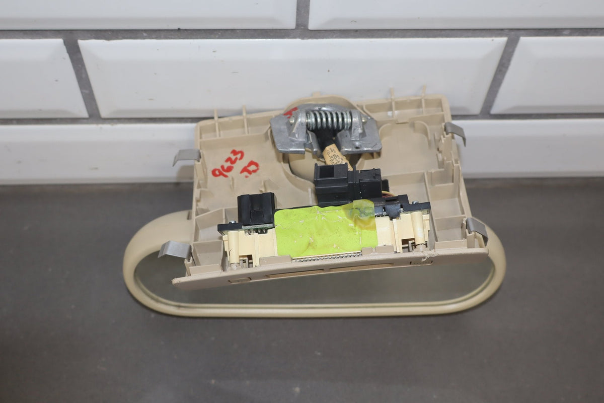 2003-2010 Volkswagen Beetle SE Rear View Mirror