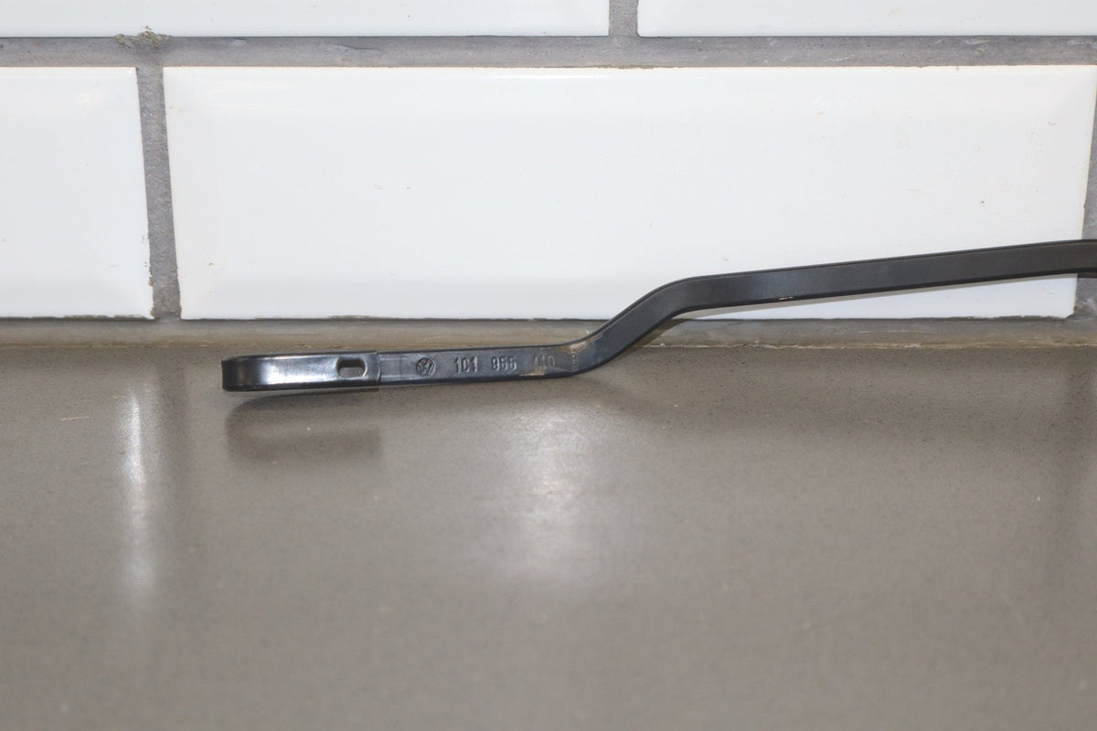 2003-2010 Volkswagen Beetle SE Wiper Arm Pair