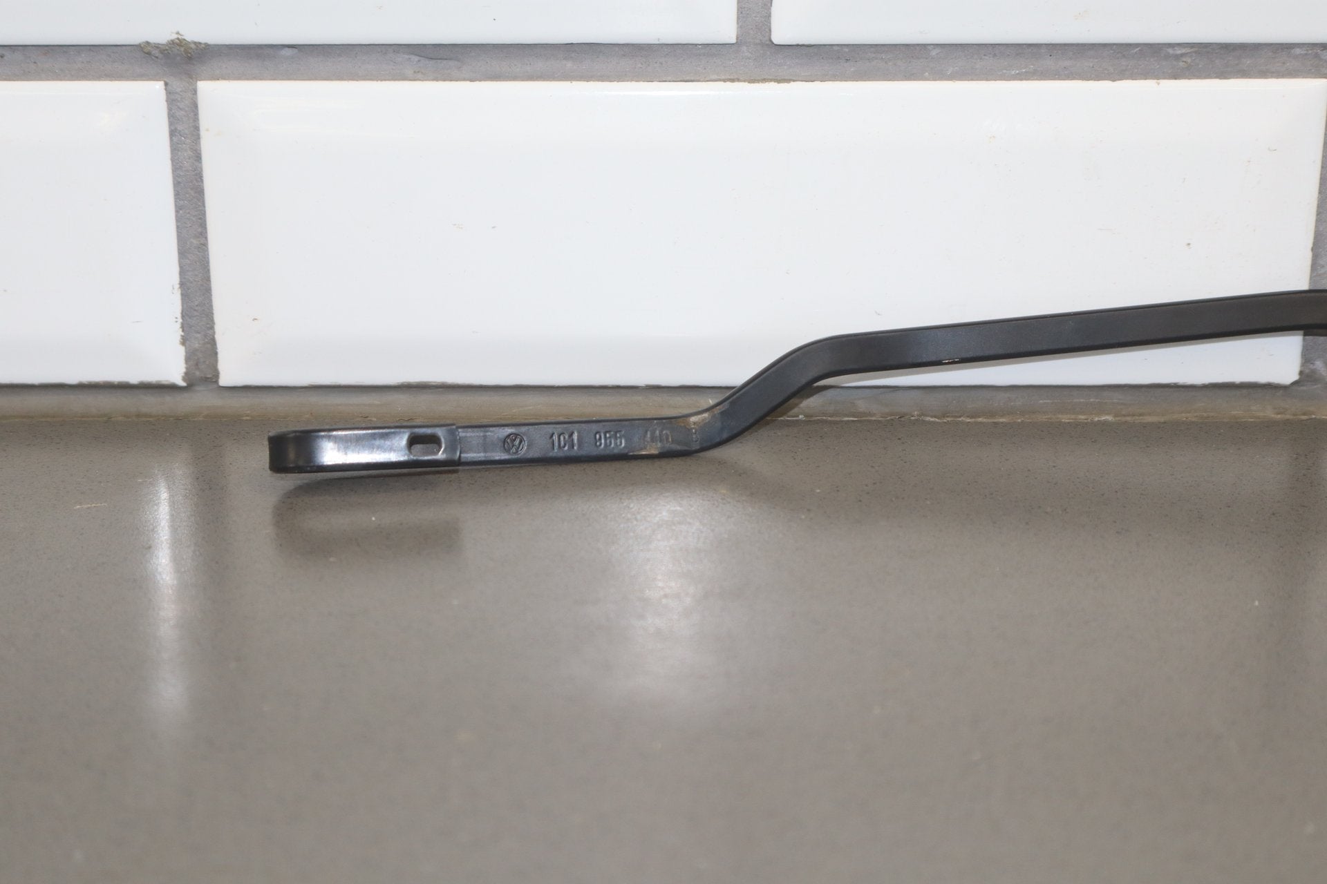 2003-2010 Volkswagen Beetle SE Wiper Arm Pair
