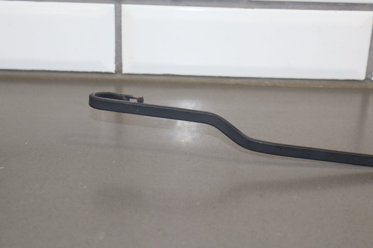 2003-2010 Volkswagen Beetle SE Wiper Arm Pair