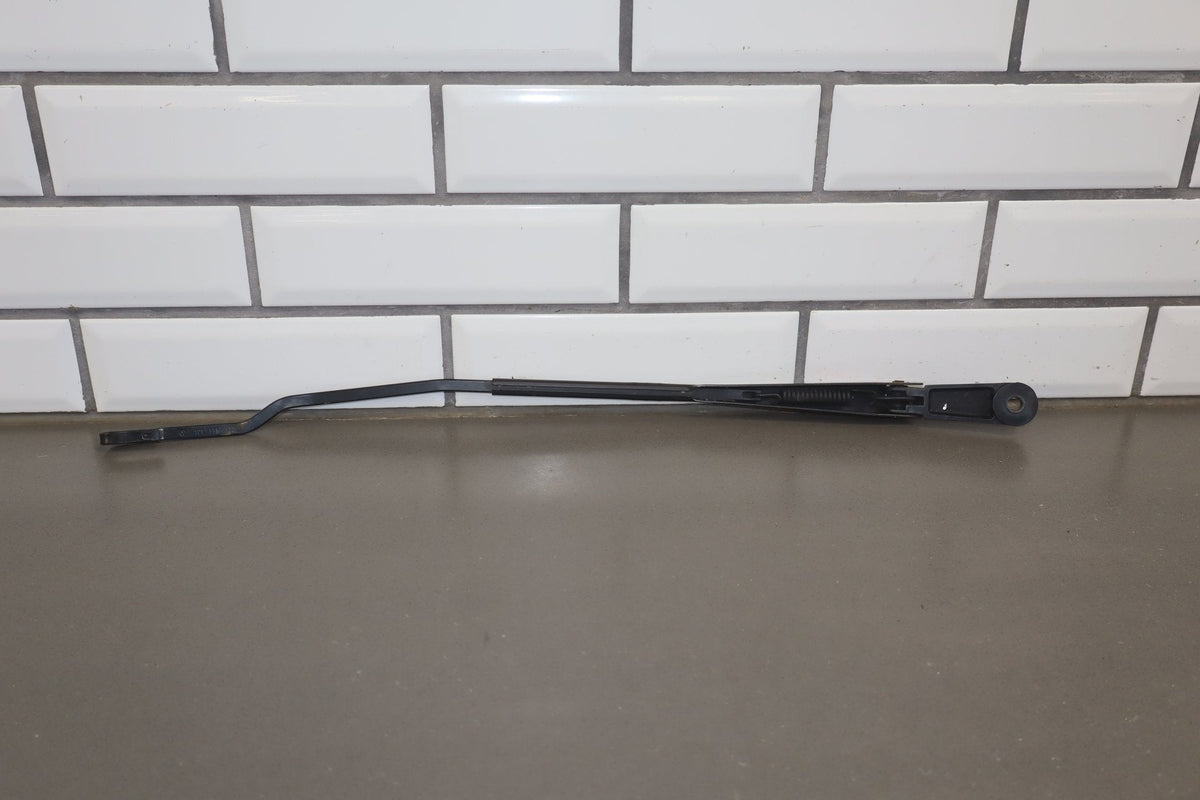 2003-2010 Volkswagen Beetle SE Wiper Arm Pair