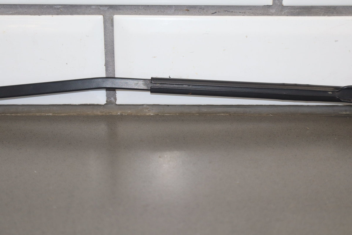 2003-2010 Volkswagen Beetle SE Wiper Arm Pair