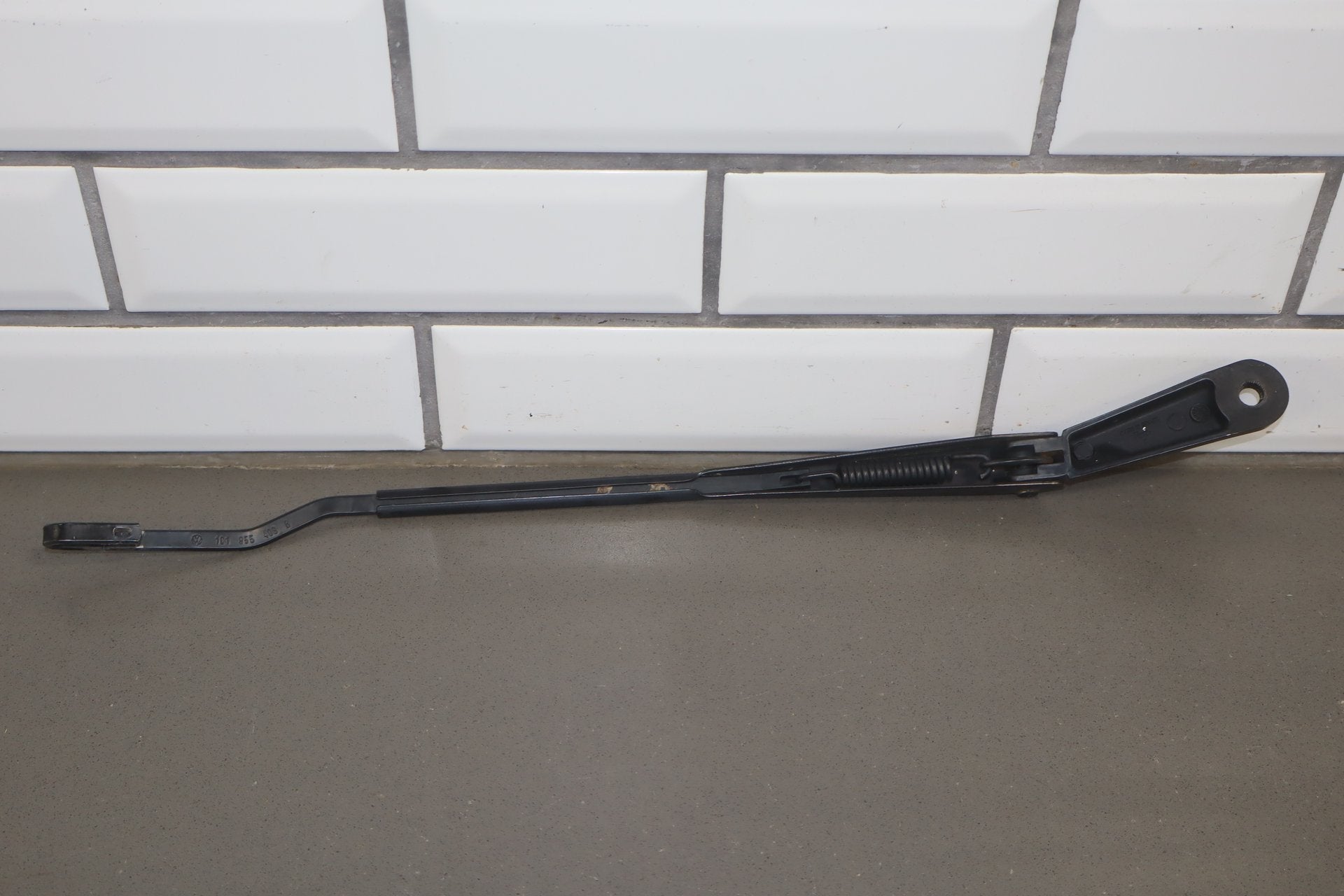 2003-2010 Volkswagen Beetle SE Wiper Arm Pair