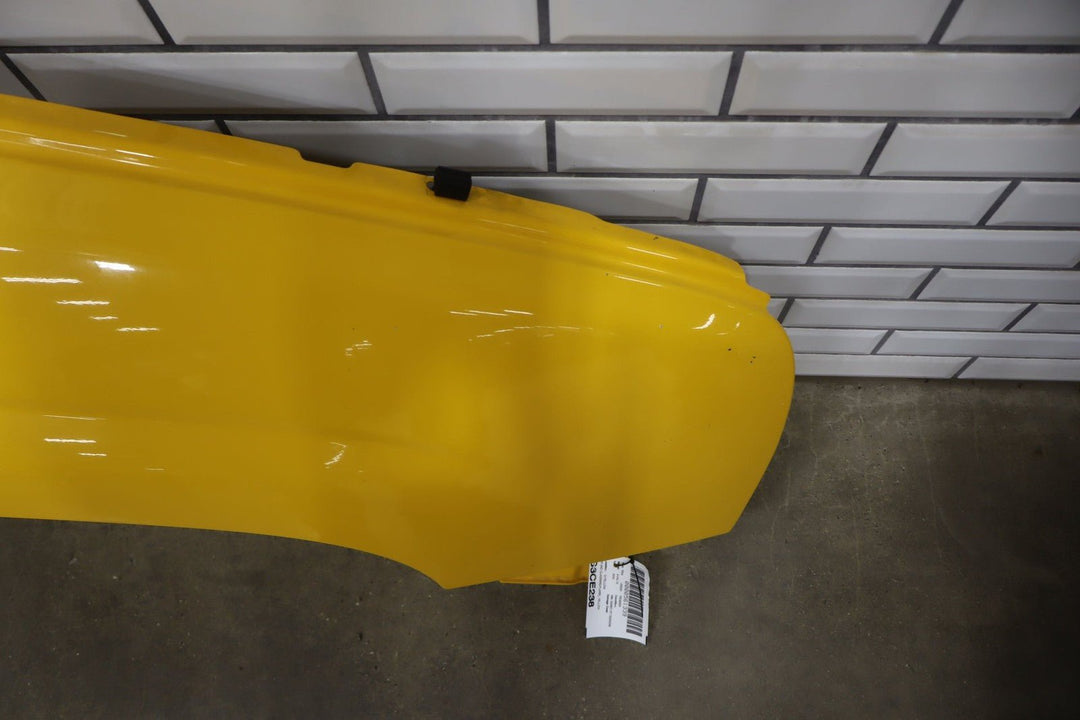 2003 Chevrolet Avalanche Right Fender Yellow 43U