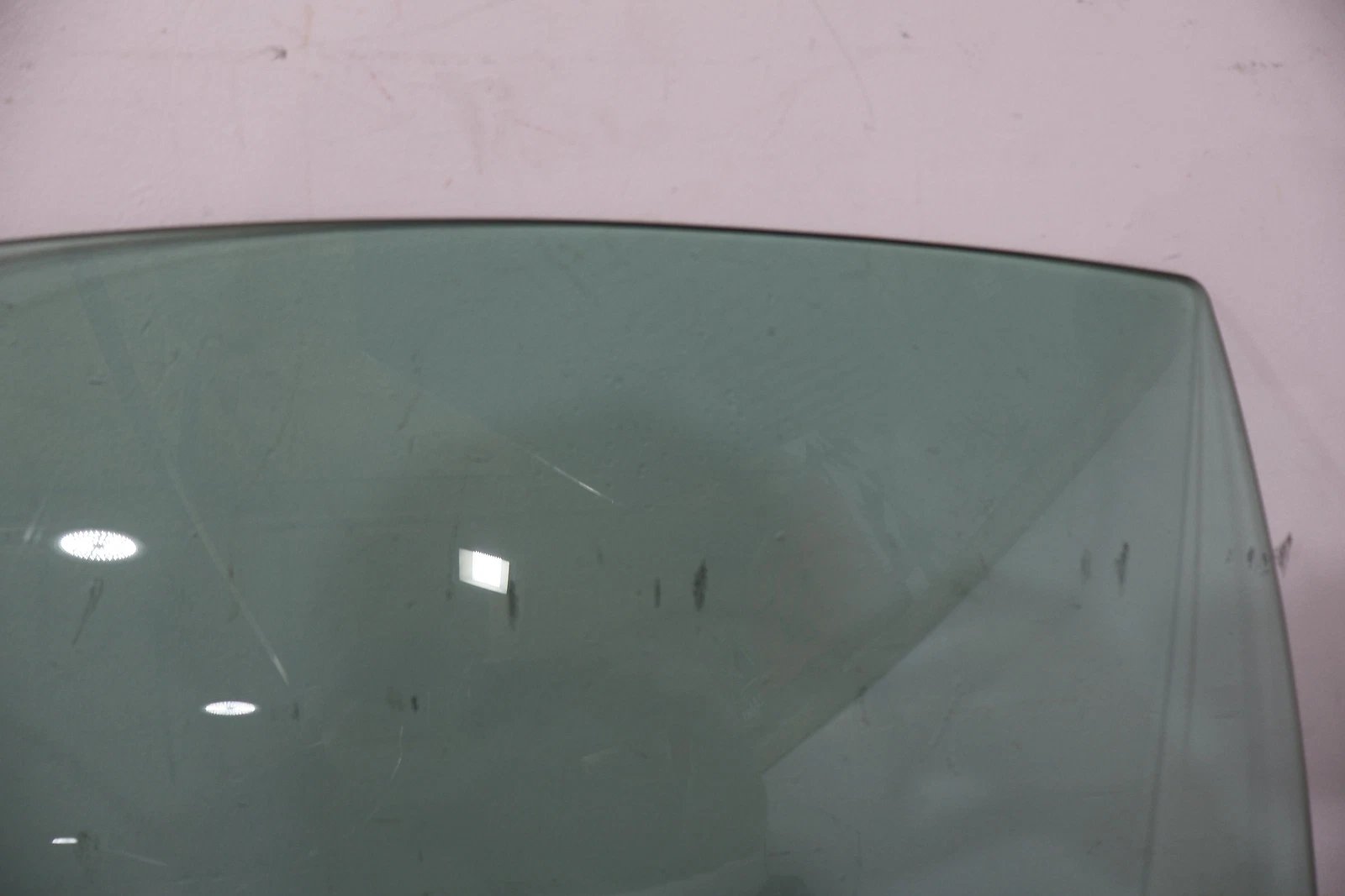2003 Chevrolet Corvette- FRONT DOOR GLASS/WINDOW