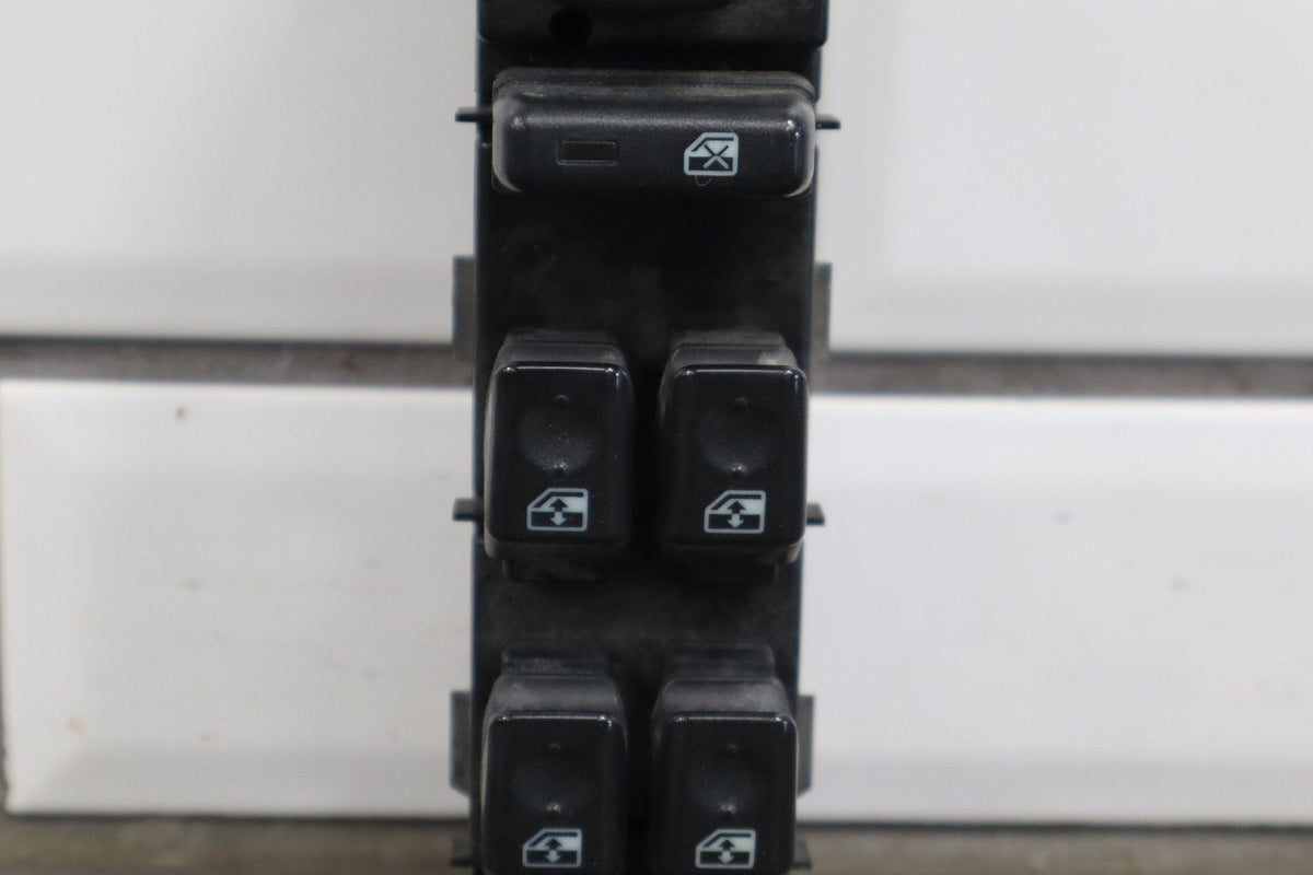 2003 Chevrolet Silverado 2500 Crew Cab Left Front Window Switch OEM