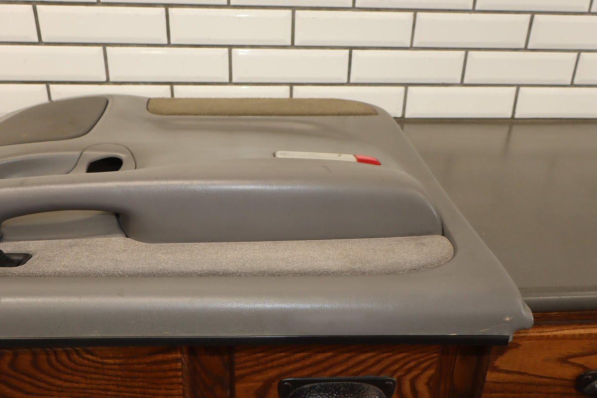 2003 Chevrolet Silverado 2500 Crew Cab Left Rear Door Panel Medium Gray 922