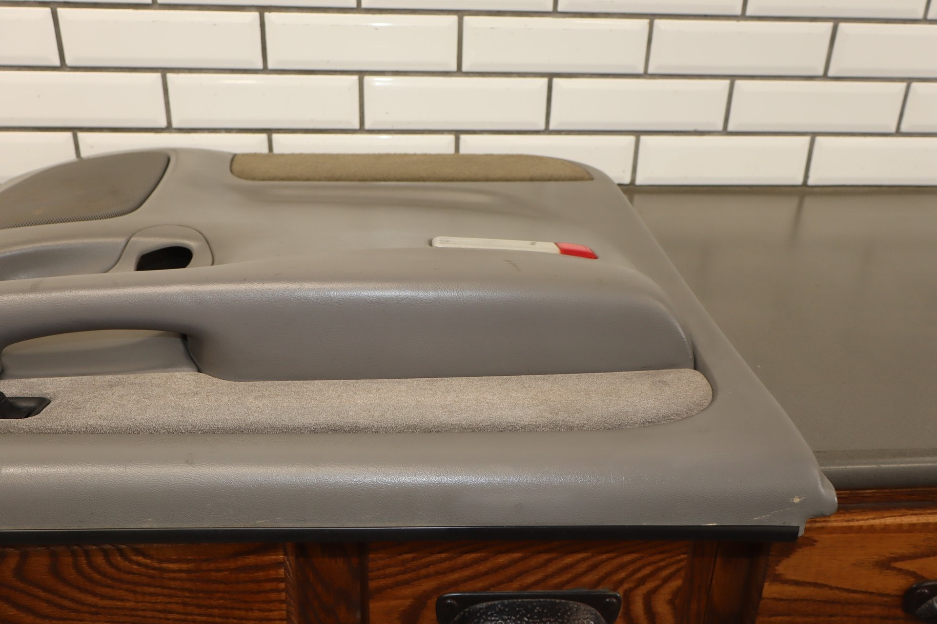 2003 Chevrolet Silverado 2500 Crew Cab Left Rear Door Panel Medium Gray 922