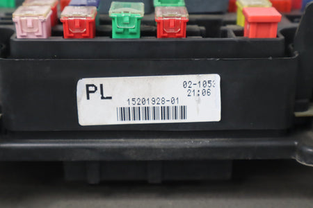 2003 Chevrolet Silverado 2500 GMT800 8.1L Underhood Engine Fuse Box 15811689