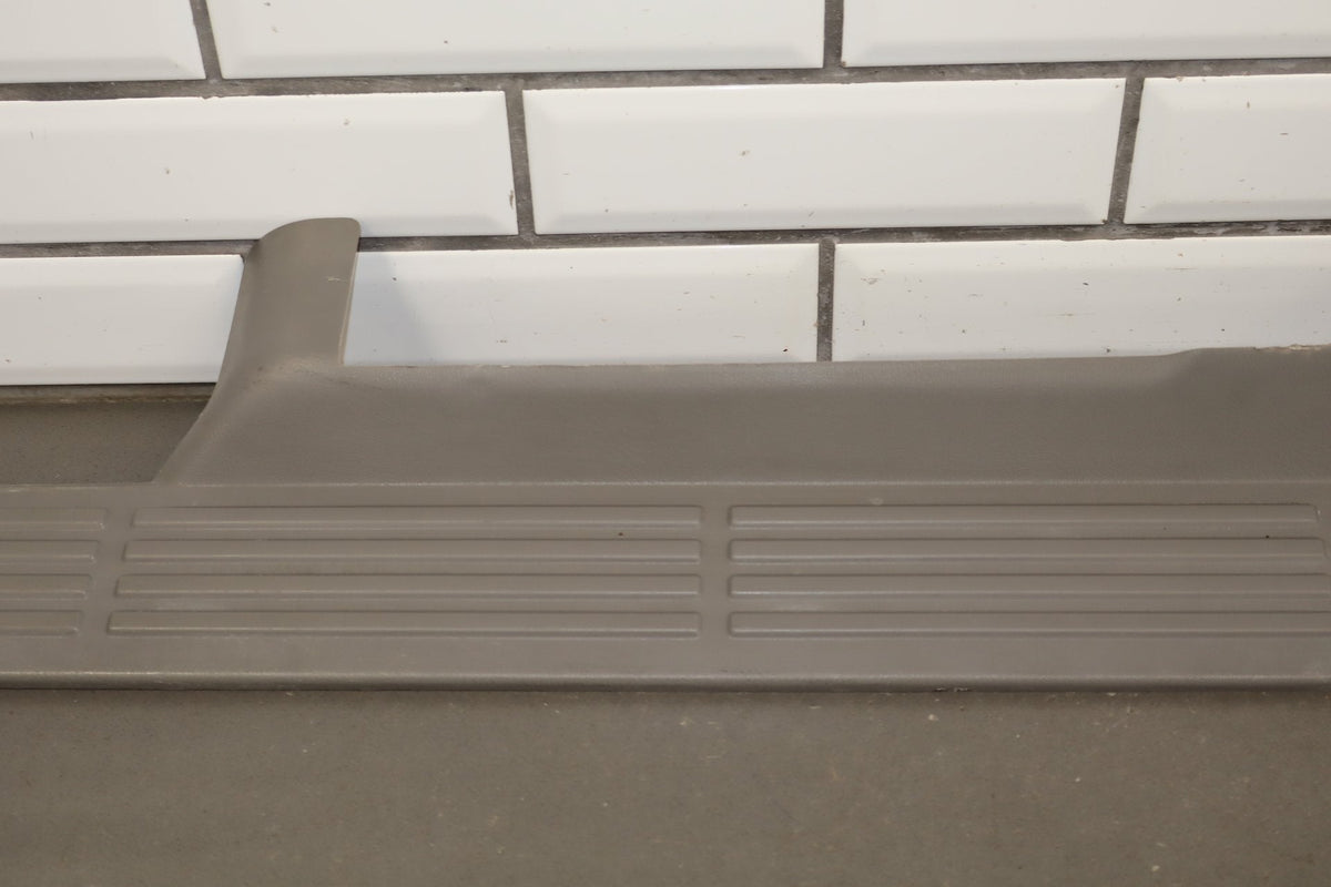2003 Chevrolet Silverado 2500 Pickup Set x4- Sill Plates Medium Gray (922)
