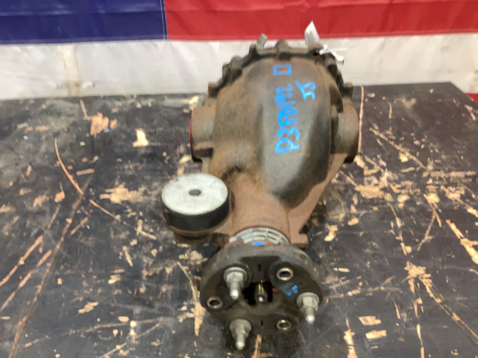 2003 Ford Thunderbird- Differential Carrier Assembly