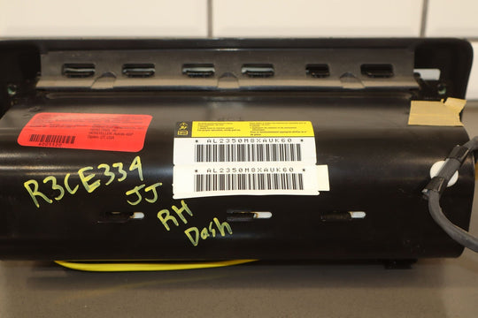 2003 GMC Sierra 1500 Passenger Right Dash Air Bag (Neutral 522)