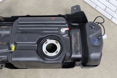 2003 Hummer H2 32 Gallon Fuel Tank 15203679 W/ Skid Plate - No Fuel Pump