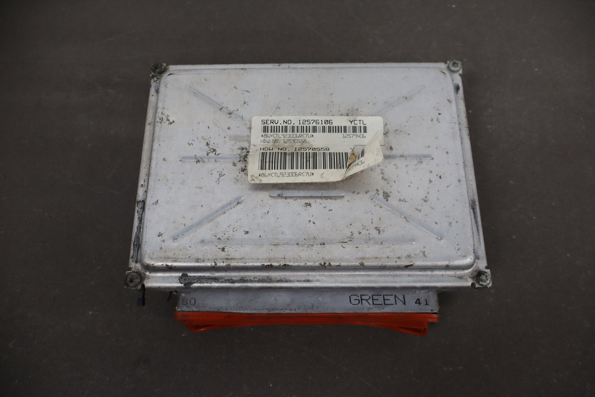 2003 Hummer H2 6.0L LQ4 Engine Computer/ ECU