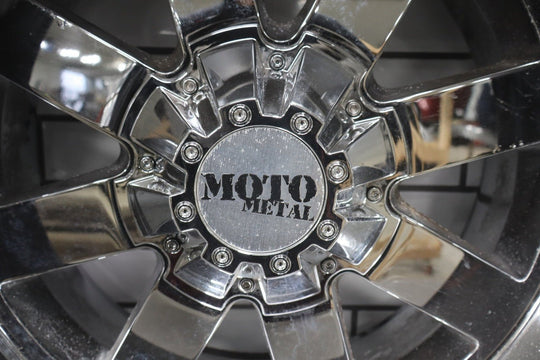 2003 Hummer H2 Aftermarket 20x12 Chrome Moto Metal MO962 Wheel Set