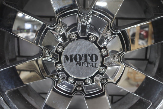 2003 Hummer H2 Aftermarket 20x12 Chrome Moto Metal MO962 Wheel Set