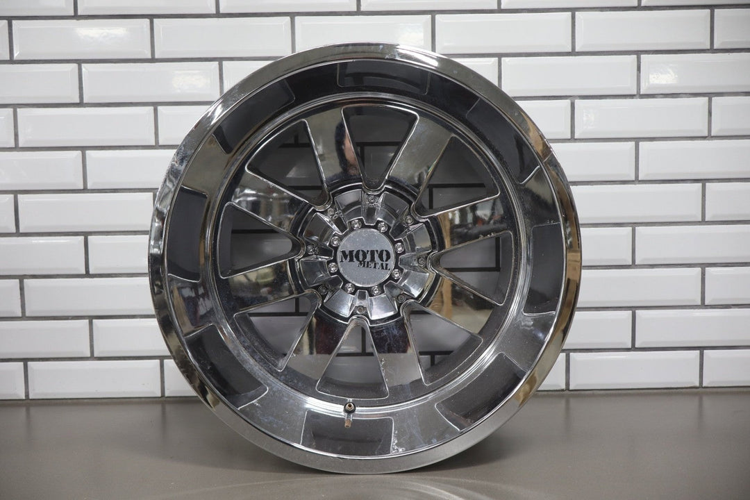 2003 Hummer H2 Aftermarket 20x12 Chrome Moto Metal MO962 Wheel Set