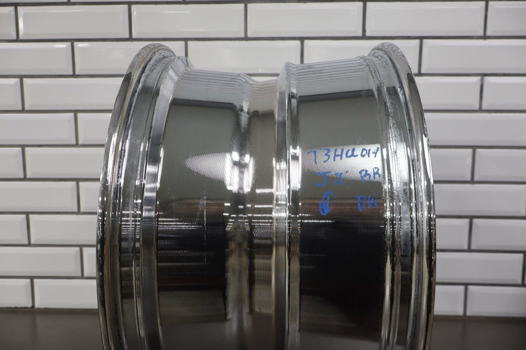 2003 Hummer H2 Aftermarket 20x12 Chrome Moto Metal MO962 Wheel Set