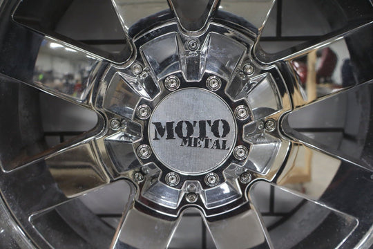 2003 Hummer H2 Aftermarket 20x12 Chrome Moto Metal MO962 Wheel Set