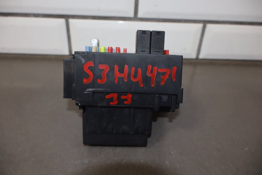 2003 Hummer H2 Cabin Fuse Box 15058033 OEM
