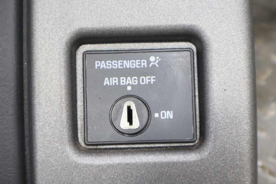 2003 Hummer H2- Dash Vent