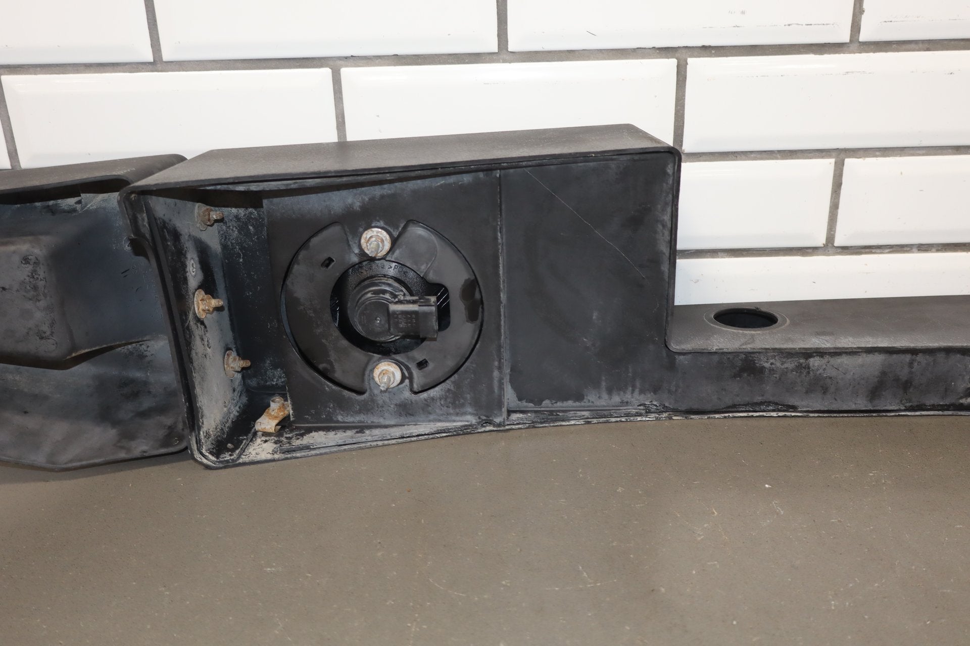 2003 Hummer H2 Front Bumper Cover OEM