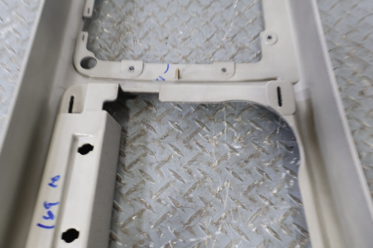 2003 Hummer H2- Front Console