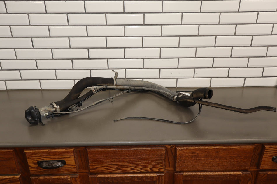 2003 Hummer H2- Fuel Filler Neck 15191438