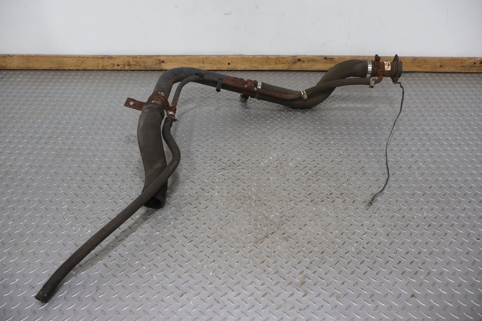 2003 Hummer H2- Fuel Filler Neck