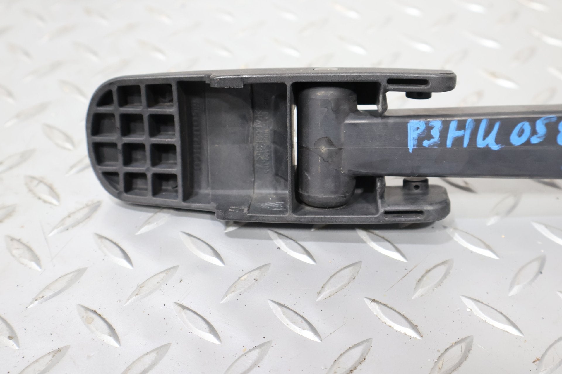 2003 Hummer H2- Hood Latch