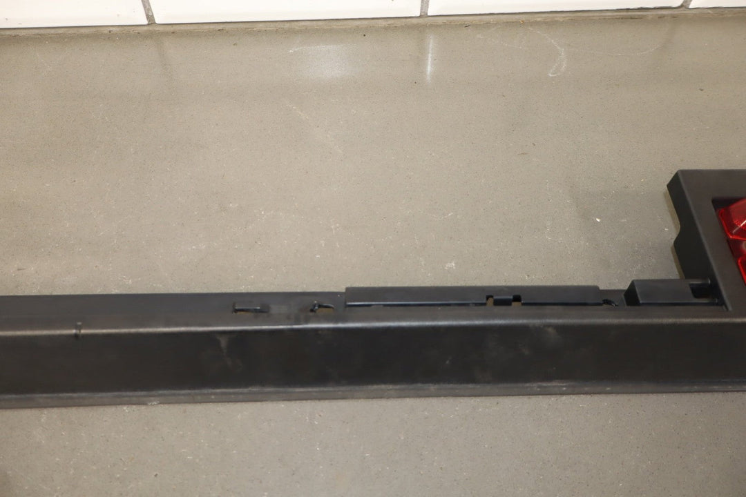 2003 Hummer H2 Left Rear Roof Molding OEM *Cracked Tabs*