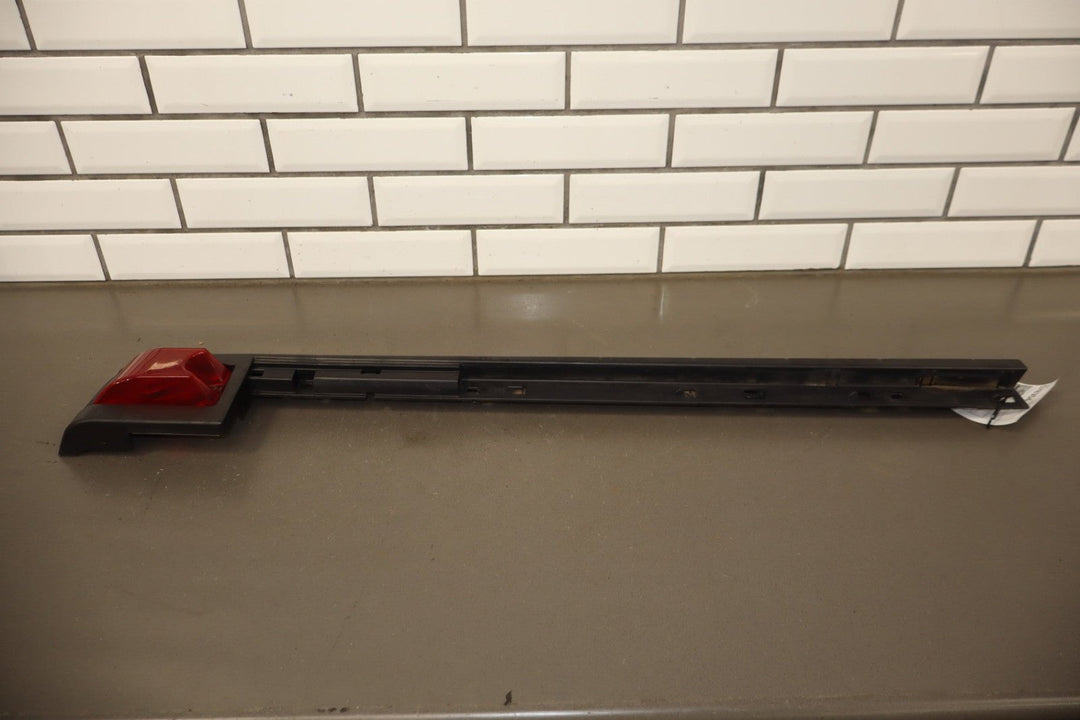 2003 Hummer H2 Left Rear Roof Molding OEM *Cracked Tabs*
