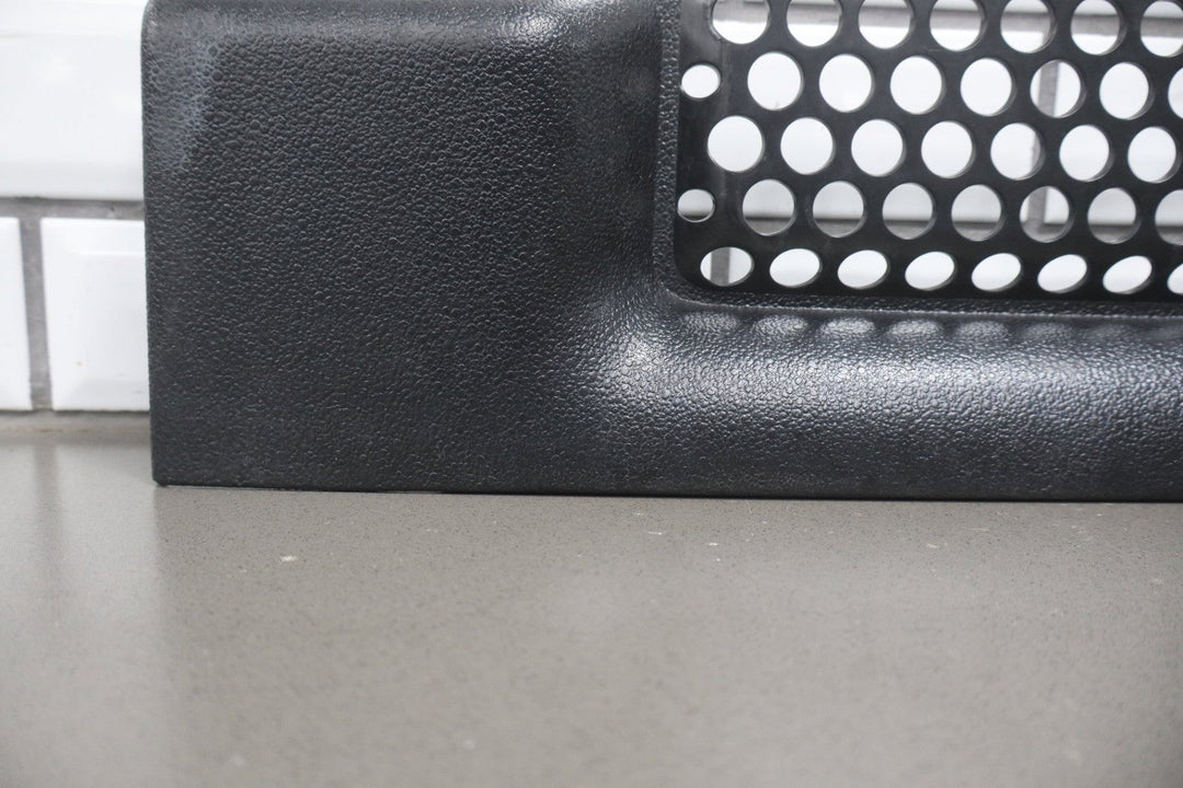 2003 Hummer H2 Lower Radiator Grille OEM