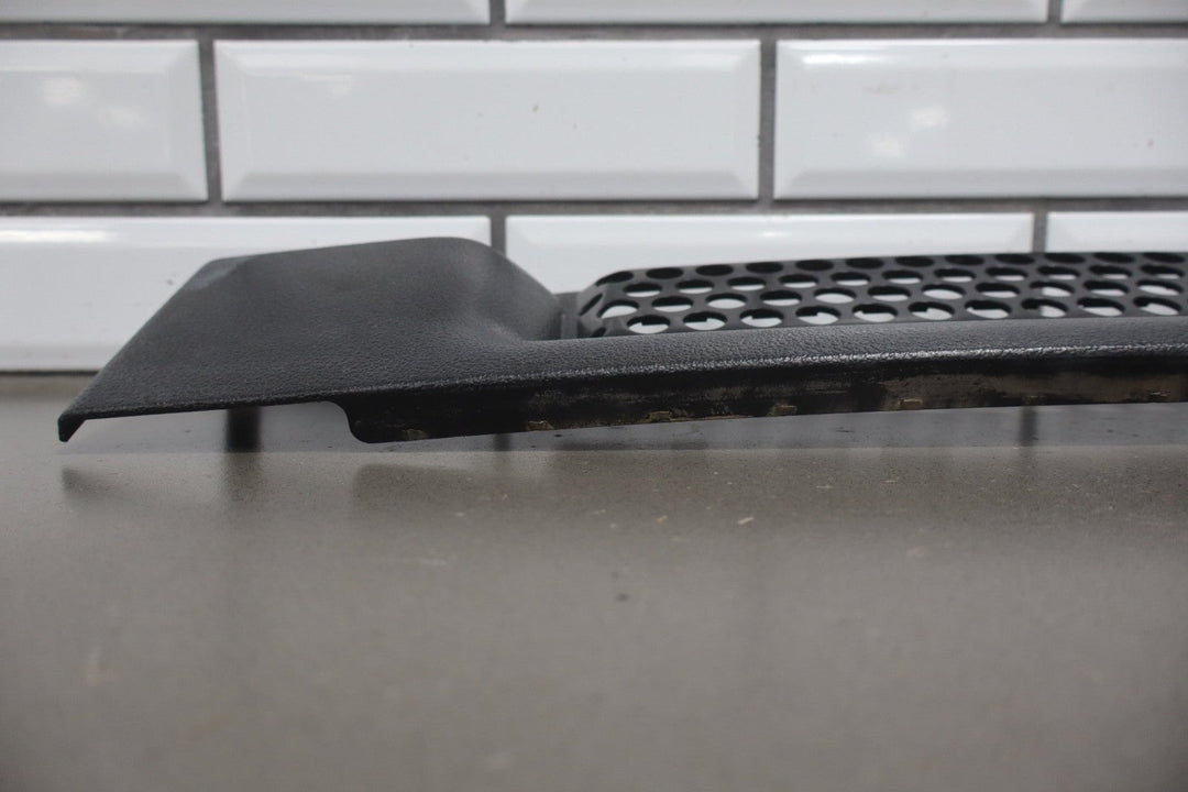 2003 Hummer H2 Lower Radiator Grille OEM