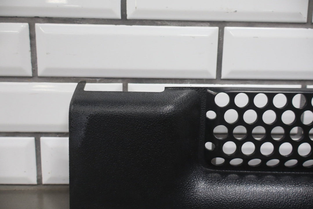 2003 Hummer H2 Lower Radiator Grille OEM