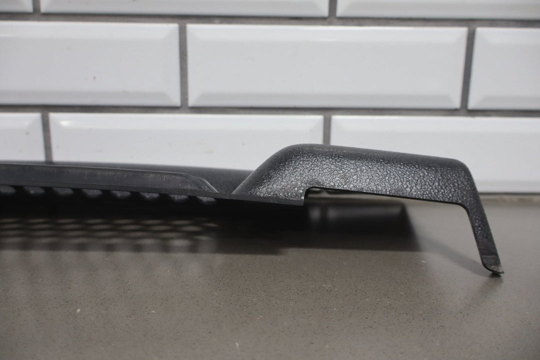 2003 Hummer H2 Lower Radiator Grille OEM