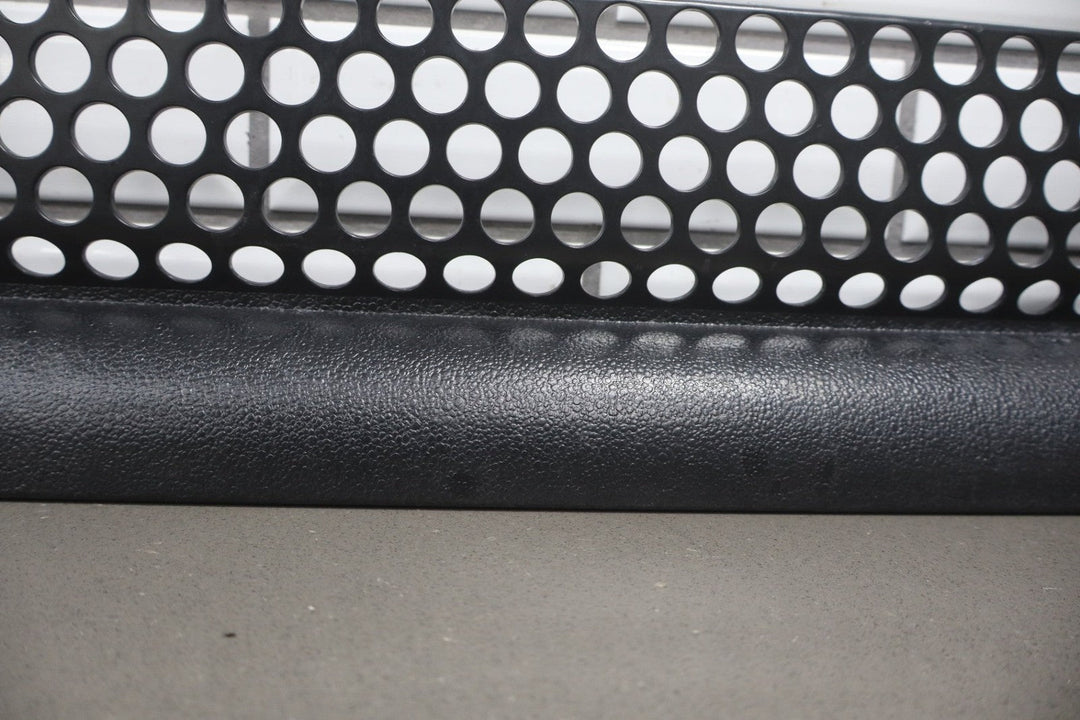 2003 Hummer H2 Lower Radiator Grille OEM