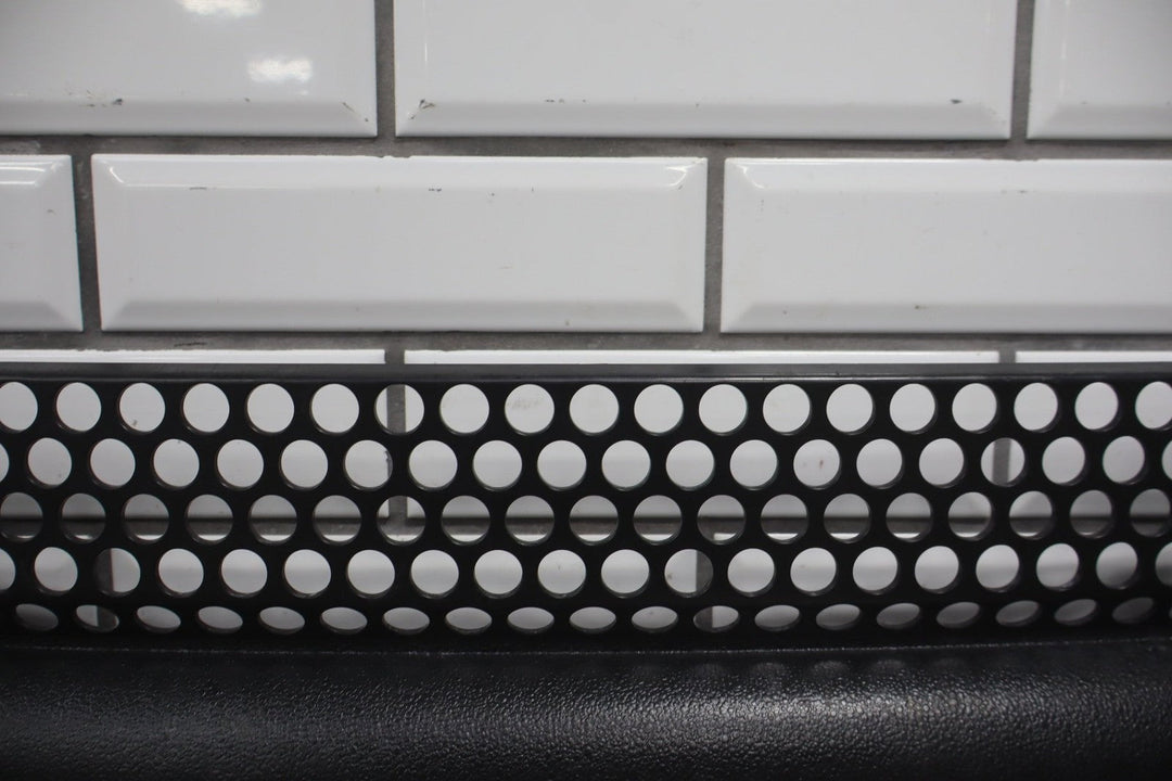 2003 Hummer H2 Lower Radiator Grille OEM