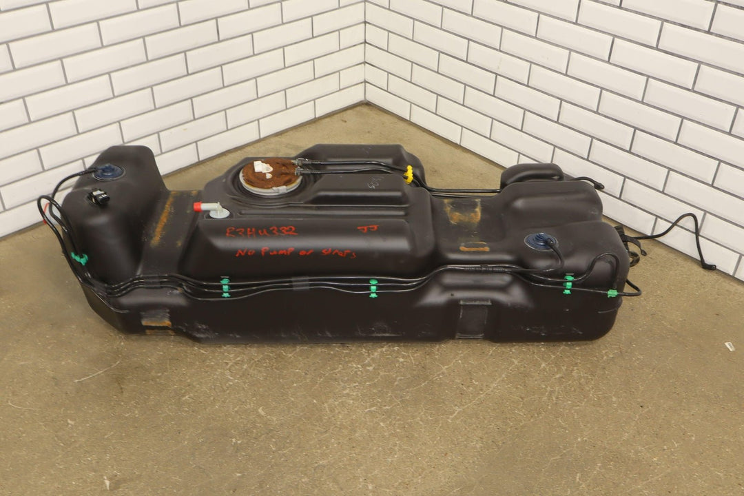 2003 Hummer H2 OEM 32 Gallon Gasoline Fuel Tank (NO Fuel Pump)