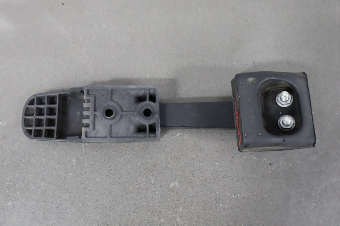 2003 Hummer H2 Pair of Hood Latches OEM