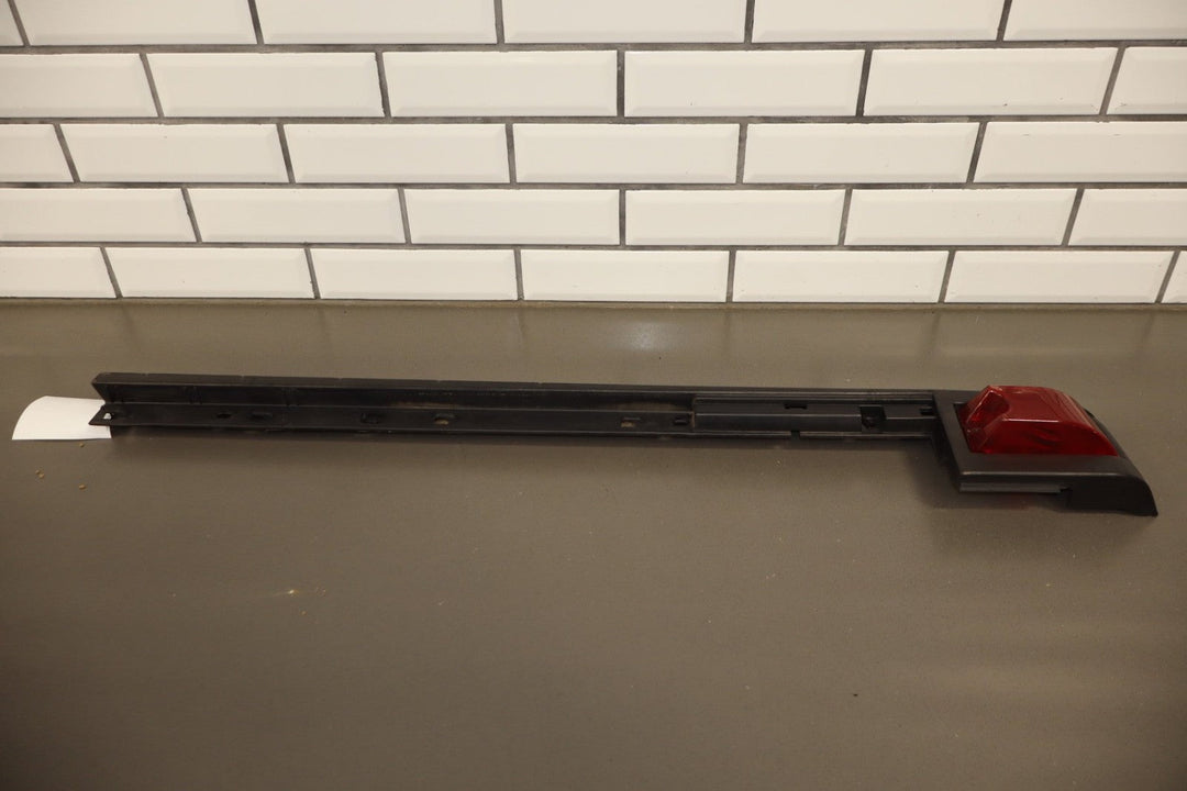 2003 Hummer H2 Right Rear Roof Molding OEM *Cracked Tabs*