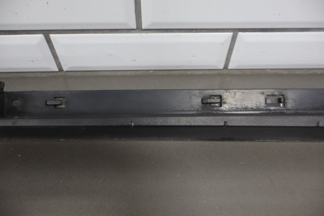 2003 Hummer H2 Right Rear Roof Molding W/Red Light OEM