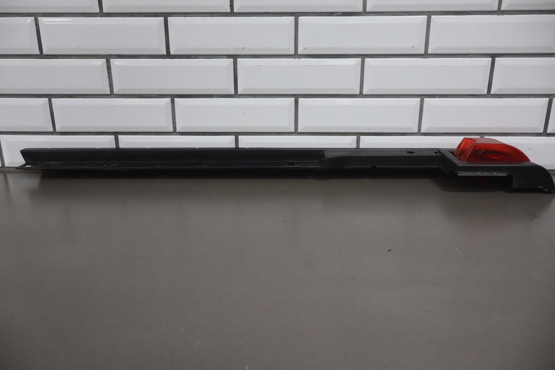 2003 Hummer H2 Right Rear Roof Molding W/Red Light OEM