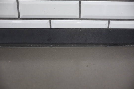 2003 Hummer H2 Right Rear Roof Molding W/Red Light OEM