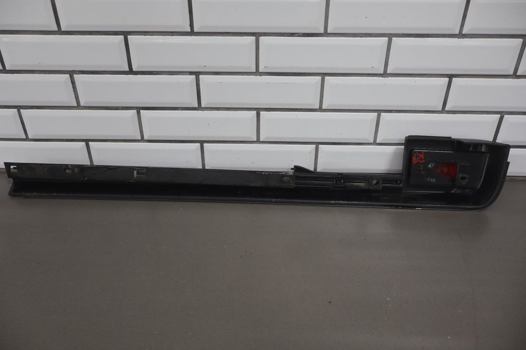 2003 Hummer H2 Right Rear Roof Molding W/Red Light OEM