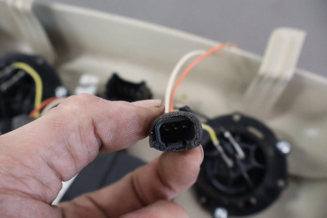 2003 Hummer H2 Roof Console OEM