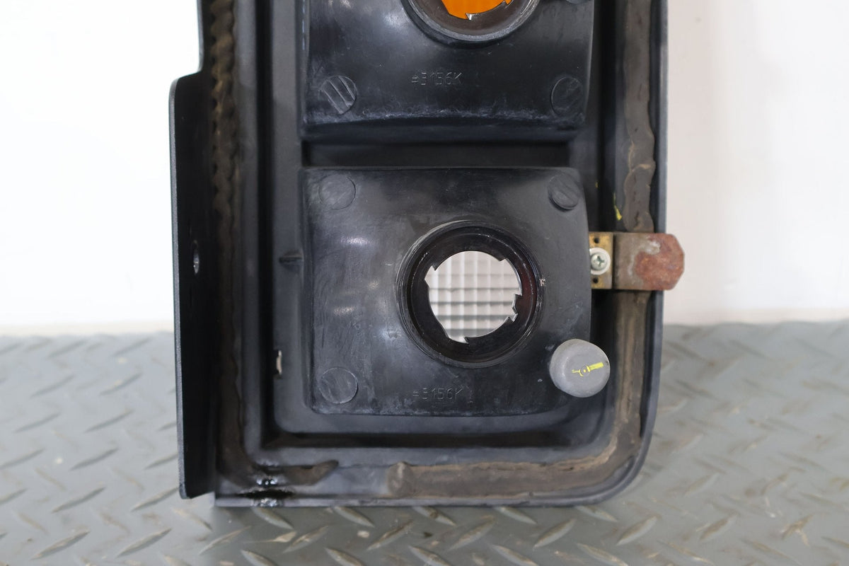 2003 Hummer H2- TAIL LIGHT ASSEMBLY
