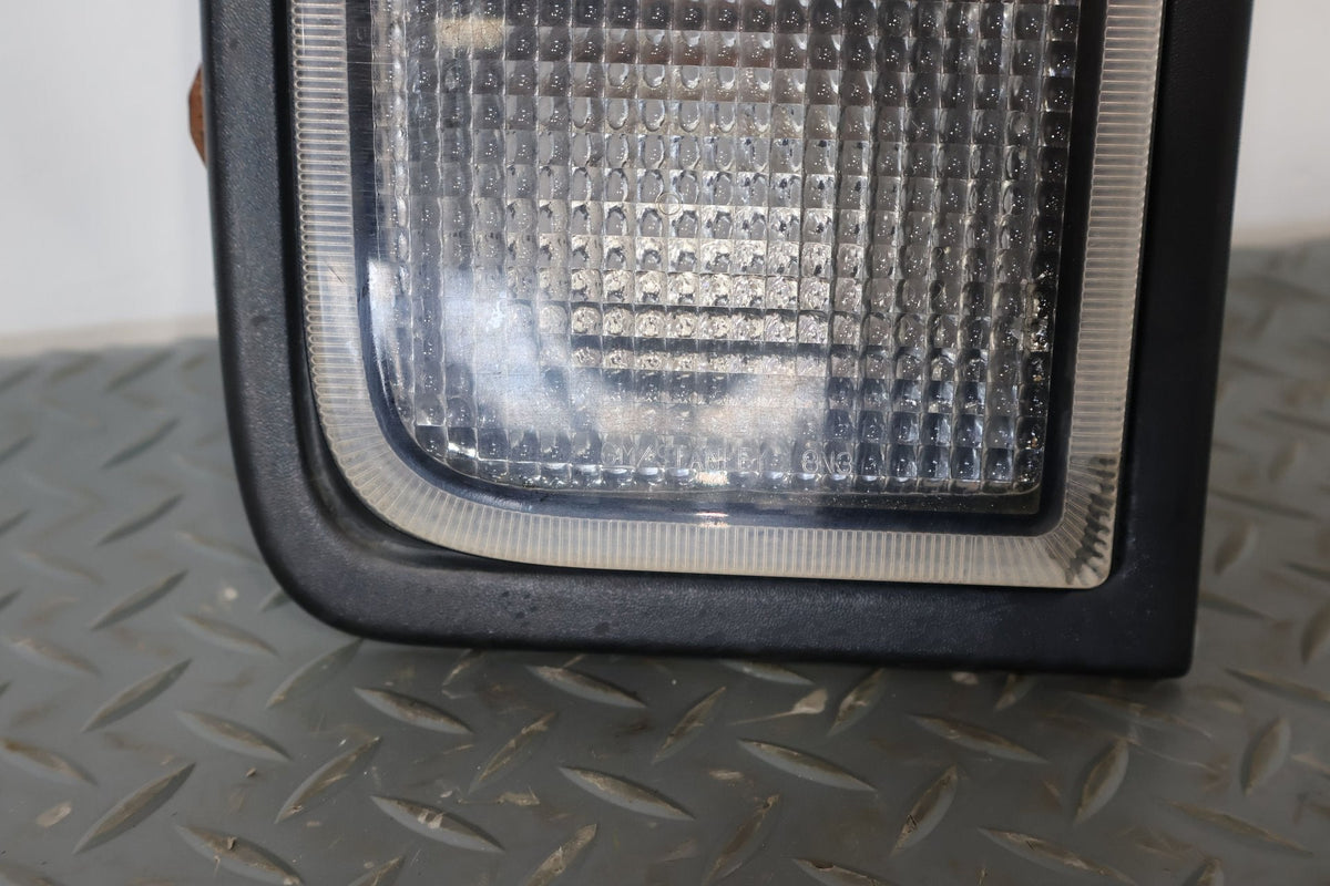 2003 Hummer H2- TAIL LIGHT ASSEMBLY