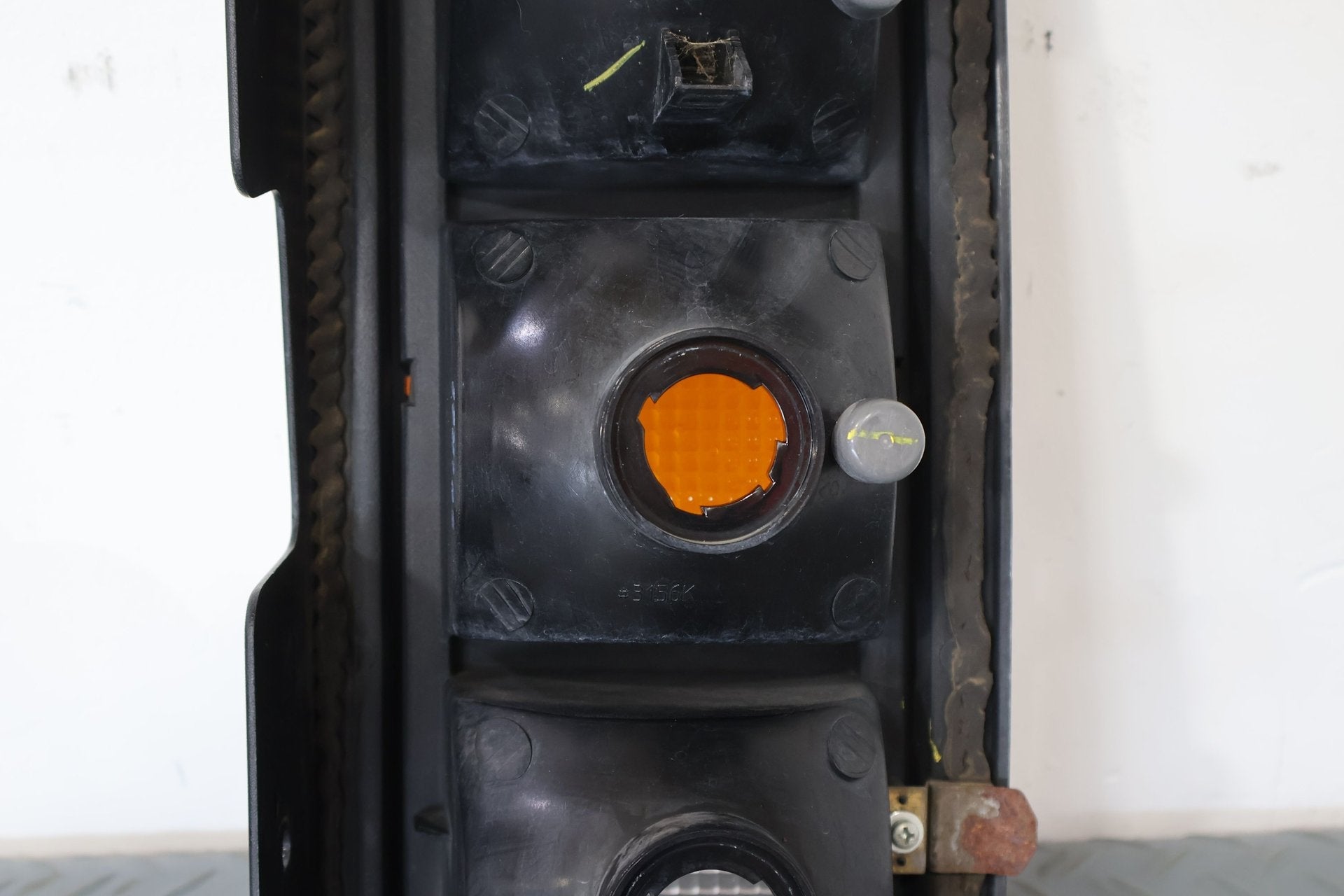 2003 Hummer H2- TAIL LIGHT ASSEMBLY